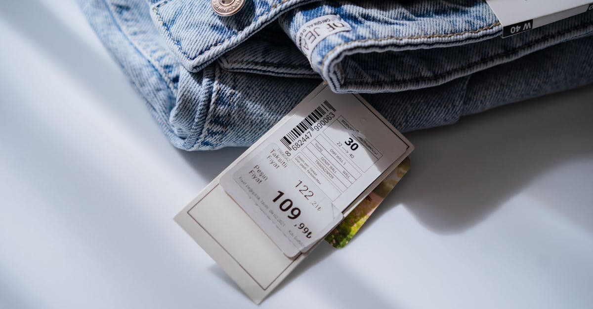 AI advertising dashboard showing automation controls transparency warnings and ecommerce campaign data